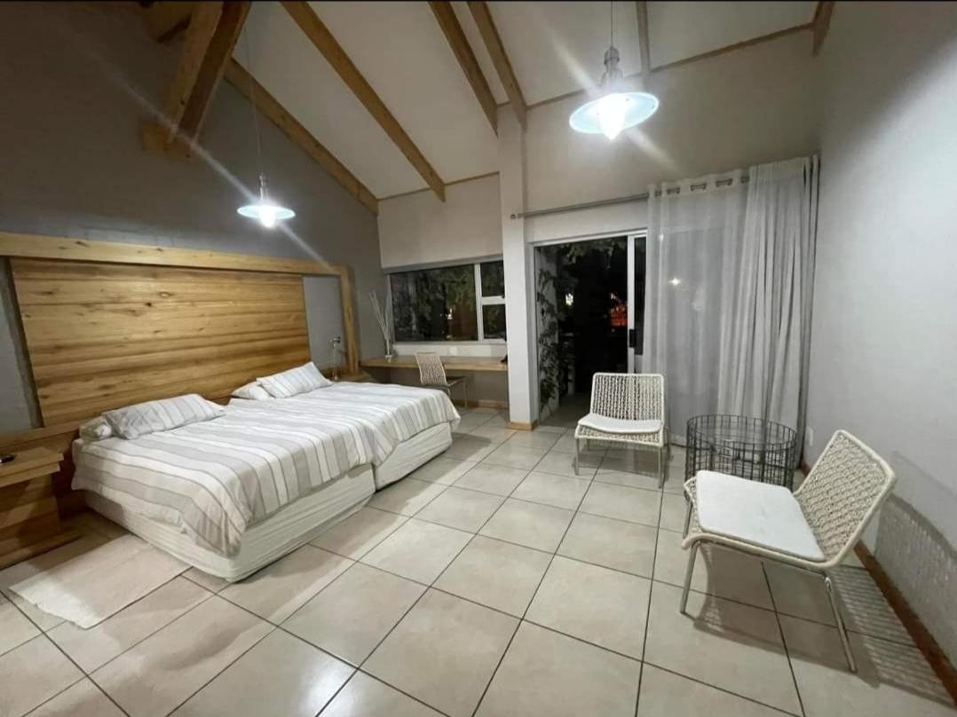 Villa Vista Guesthouse, Windhoek, Namibia Zimmer foto